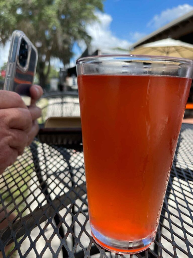 Picture of a pint of beer at Suncreek brewery